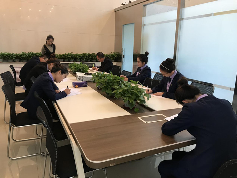 置業(yè)公司武威分公司開展置業(yè)顧問(wèn)業(yè)務(wù)能力考評(píng)測(cè)試