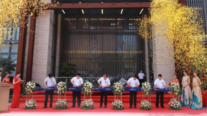 綻放津門—百酈榮錦苑營(yíng)銷中心盛大開(kāi)放！