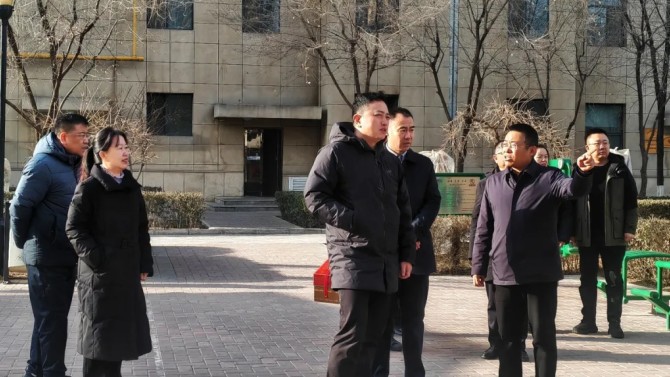 寒冬送暖顯真情 心系物業(yè)守一線——置業(yè)公司開展一線職工慰問活動